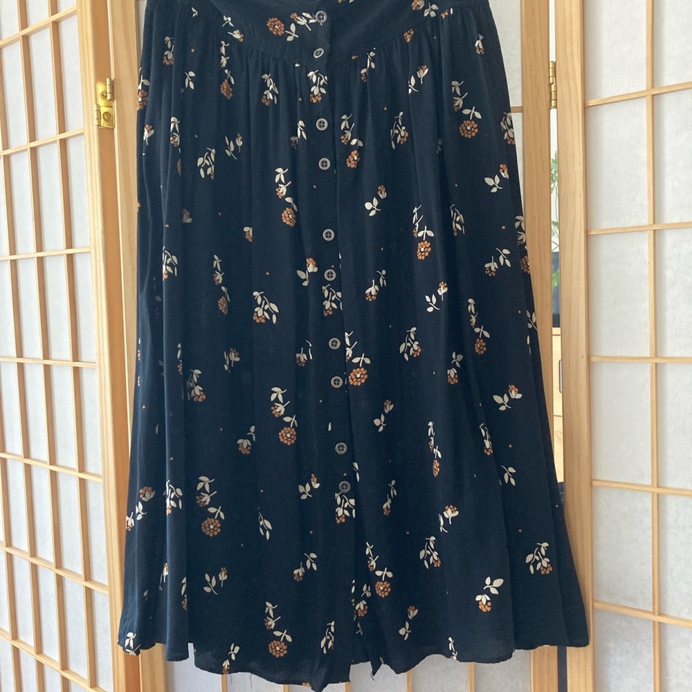 Urban Outfitters Black Floral Midi Skirt